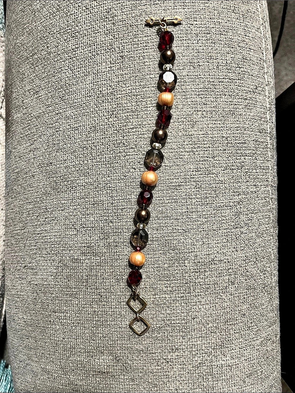 Barse Beaded Bracelet in Brown & Red